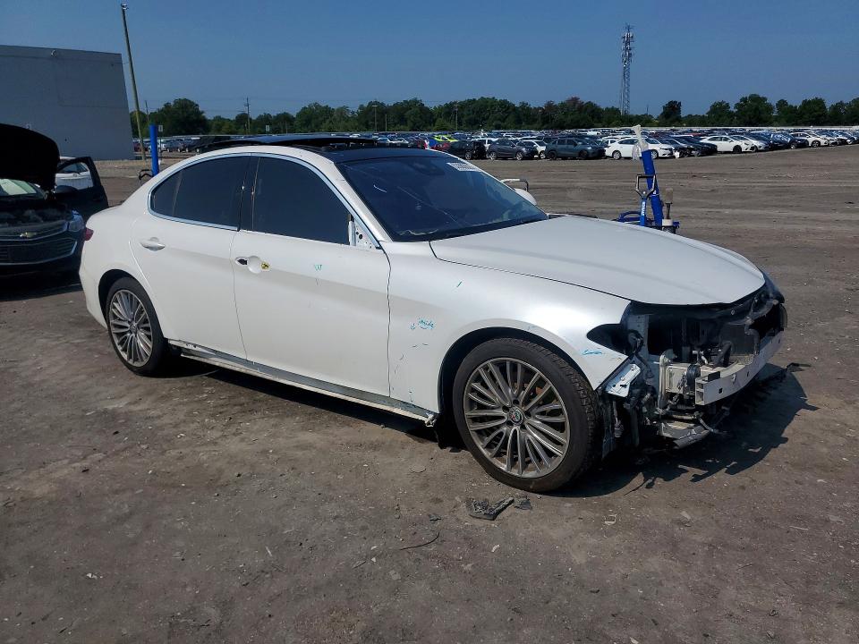 Aukcja sprzedaży 2018 Alfa Romeo Giulia, vin: ZARFAECN7J7583659, numer aukcji: 63988826