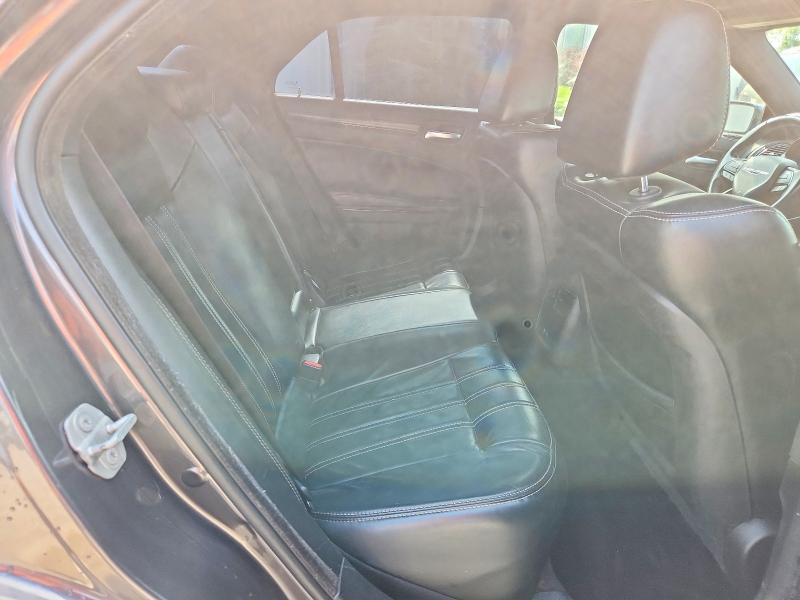 64644656 :رقم المزاد ، 2C3CCAGG2GH253389 vin ، 2016 Chrysler 300 مزاد بيع