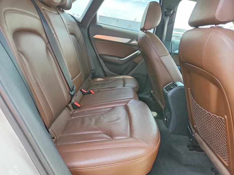 63738646 :رقم المزاد ، WA1ECCFS0JR020585 vin ، 2018 Audi Q3 مزاد بيع