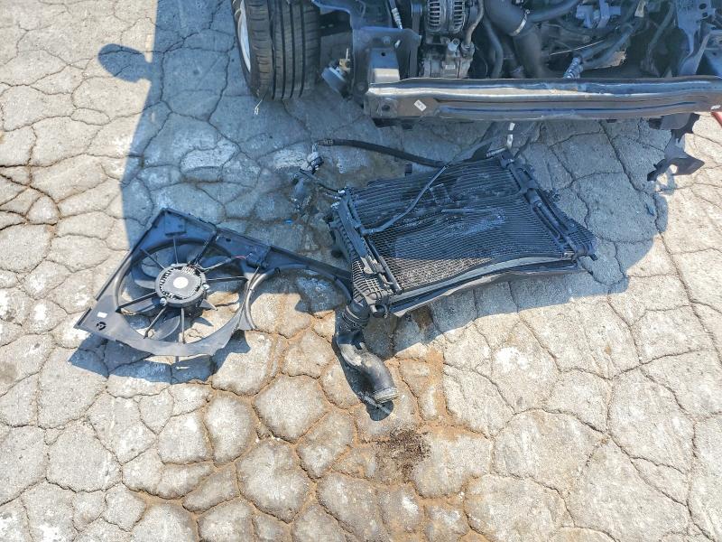 2015 Volkswagen Tiguan მანქანა იყიდება აუქციონზე, vin: WVGBV7AX2FW603404, აუქციონის ნომერი: 64463176