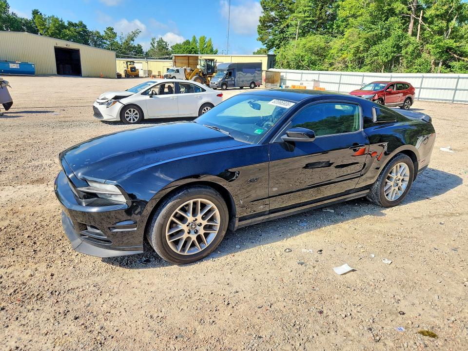 2014 Ford Mustang მანქანა იყიდება აუქციონზე, vin: 1ZVBP8AM7E5214172, აუქციონის ნომერი: 63996906