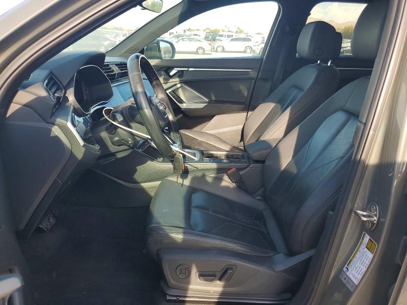 63746976 :رقم المزاد ، WA1AECF36K1077052 vin ، 2019 Audi Q3 مزاد بيع