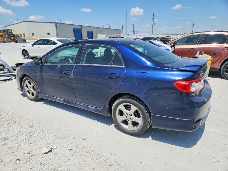 64788826 :رقم المزاد ، 2T1BU4EE8CC880819 vin ، 2012 Toyota Corolla مزاد بيع