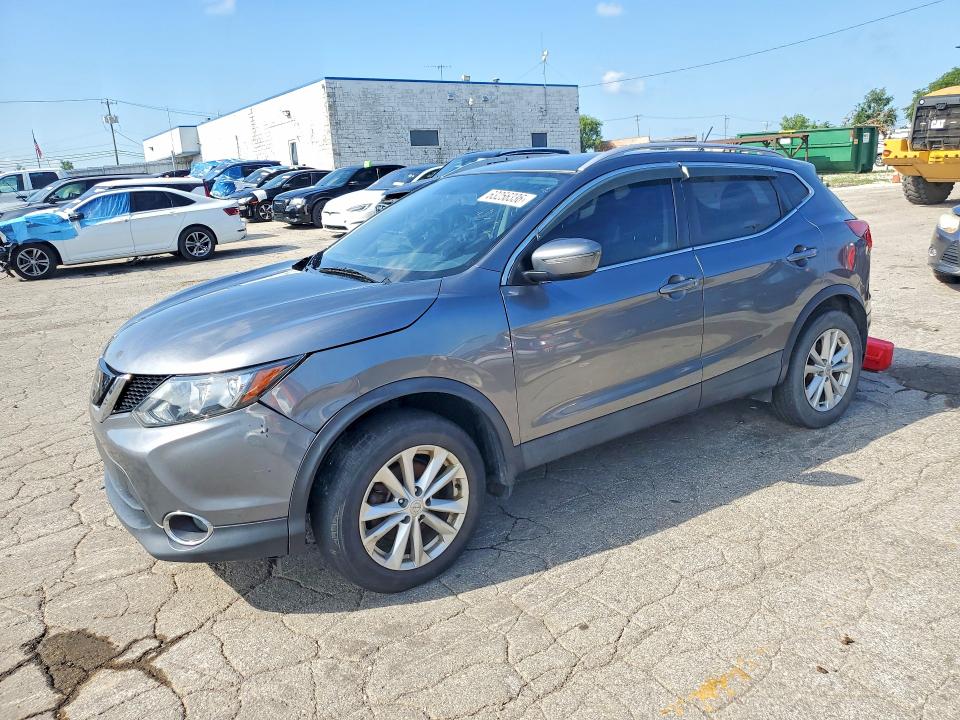 63256336 :رقم المزاد ، JN1BJ1CR1JW285508 vin ، 2018 Nissan Rogue Sport مزاد بيع