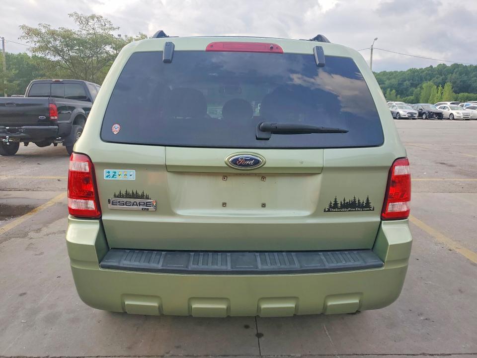 2008 Ford Escape მანქანა იყიდება აუქციონზე, vin: 1FMCU03Z78KE65673, აუქციონის ნომერი: 65122316