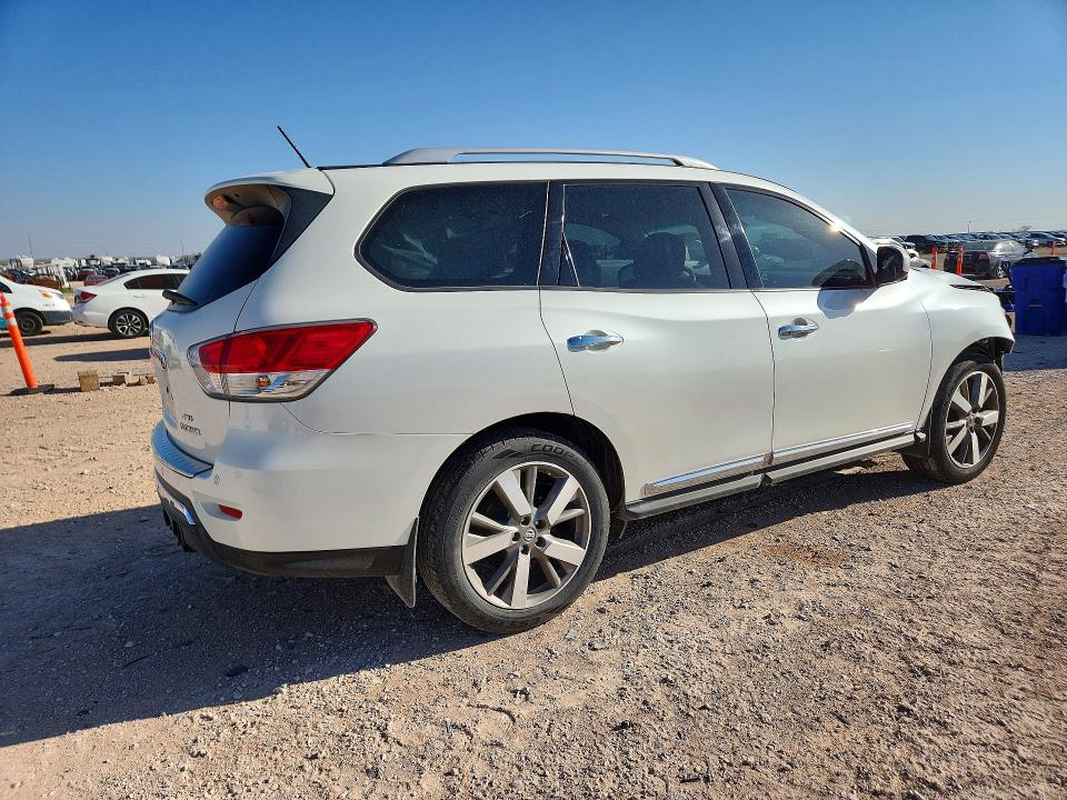 Продажа на аукционе авто 2015 Nissan Pathfinder, vin: 5N1AR2MM7FC692568, номер лота: 67261676