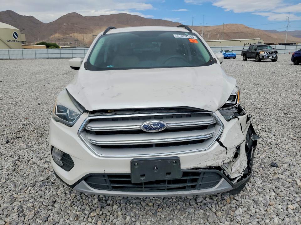2018 Ford Escape მანქანა იყიდება აუქციონზე, vin: 1FMCU0HD3JUA10293, აუქციონის ნომერი: 66407036