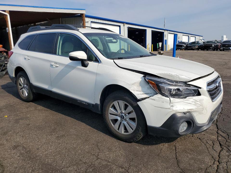 Продаж на аукціоні авто 2018 Subaru Outback, vin: 4S4BSAFC8J3349803, номер лоту: 63534256