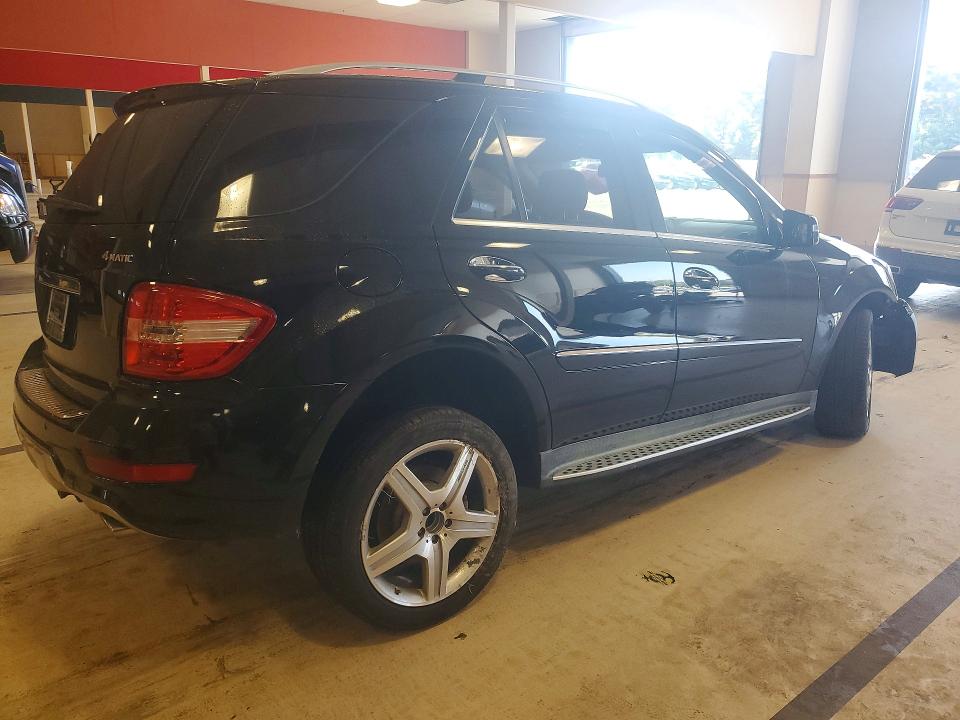 2011 Mercedes-benz Ml მანქანა იყიდება აუქციონზე, vin: 4JGBB7CB1BA628733, აუქციონის ნომერი: 64829276