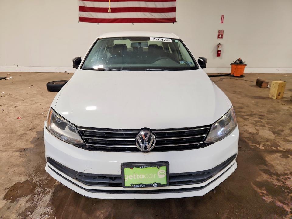 64210766 :رقم المزاد ، 3VW267AJ5GM350560 vin ، 2016 Volkswagen Jetta مزاد بيع