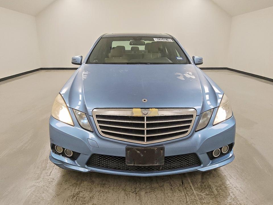 2010 Mercedes-benz E მანქანა იყიდება აუქციონზე, vin: WDDHF5GBXAA084836, აუქციონის ნომერი: 62324216