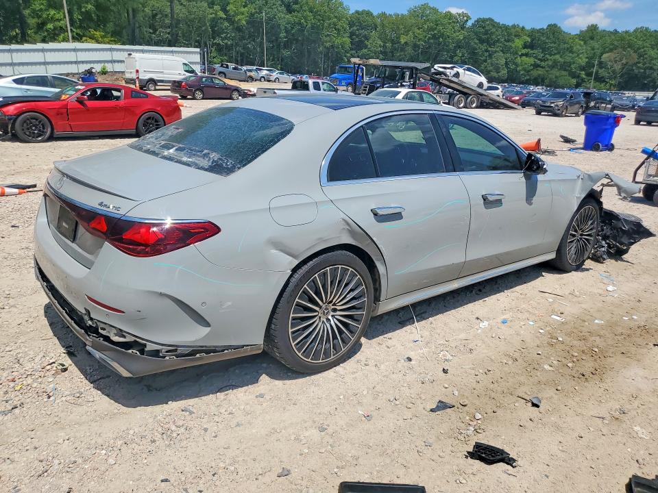 2025 Mercedes-benz E მანქანა იყიდება აუქციონზე, vin: W1KLF4HB9SA117216, აუქციონის ნომერი: 64231976
