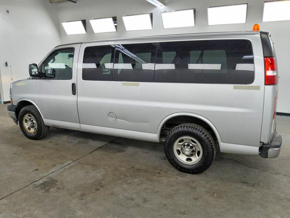 2018 Chevrolet Express G2500 მანქანა იყიდება აუქციონზე, vin: 1GAWGFFP6J1335569, აუქციონის ნომერი: 64044626