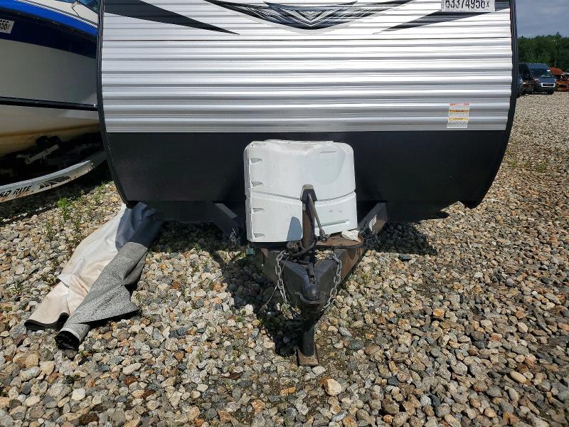 63374956 :رقم المزاد ، 1UJBJ0BM2L17L0125 vin ، 2020 Jaco Jay Flight Rv Camper مزاد بيع