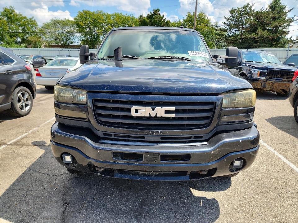 Aukcja sprzedaży 2003 Gmc Sierra, vin: 1GTHK23103F129824, numer aukcji: 66925416