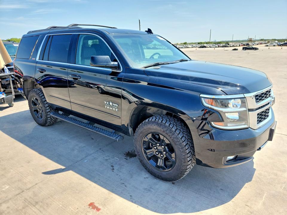 64557346 :رقم المزاد ، 1GNSKBKC9KR185631 vin ، 2019 Chevrolet Tahoe مزاد بيع