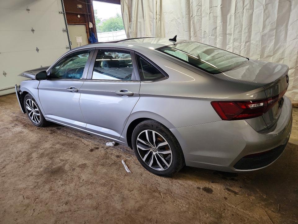 64017956 :رقم المزاد ، 3VW7X7BU8SM010579 vin ، 2025 Volkswagen Jetta مزاد بيع