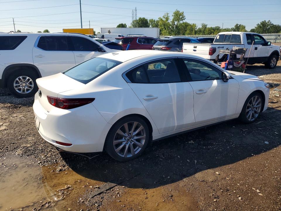 2019 Mazda 3 მანქანა იყიდება აუქციონზე, vin: JM1BPBEM0K1131101, აუქციონის ნომერი: 63302626