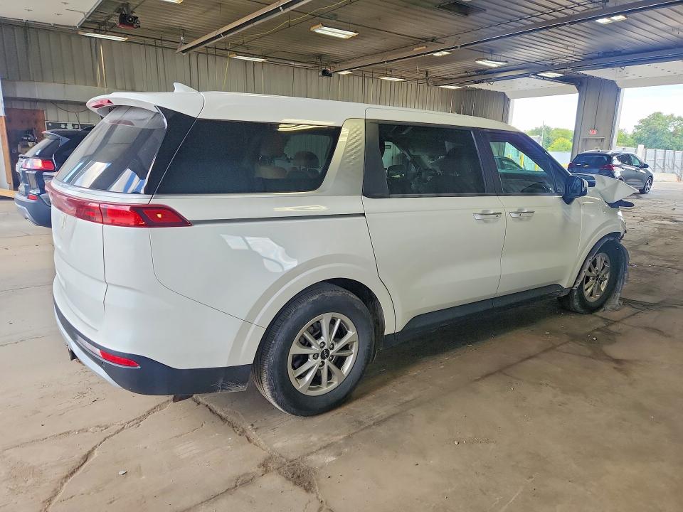 66743786 :رقم المزاد ، KNDNB4H3XN6085455 vin ، 2022 Kia Carnival مزاد بيع