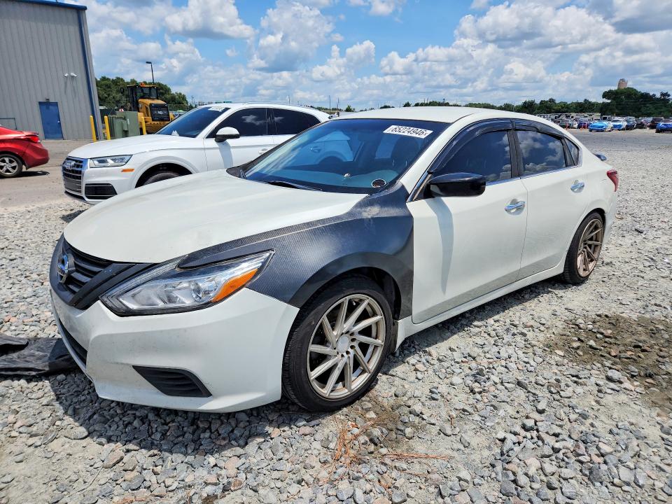 2017 Nissan Altima მანქანა იყიდება აუქციონზე, vin: 1N4AL3AP7HC248089, აუქციონის ნომერი: 65224946