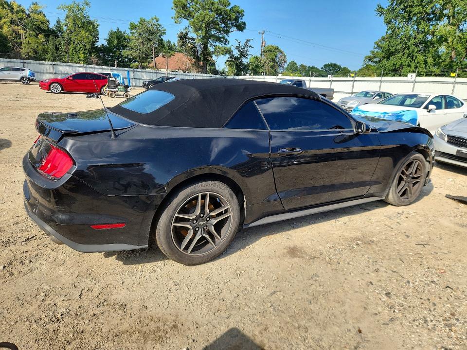 65693646 :رقم المزاد ، 1FATP8UH1M5107144 vin ، 2021 Ford Mustang مزاد بيع
