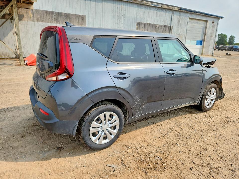 64630546 :رقم المزاد ، KNDJ23AU6N7810765 vin ، 2022 Kia Soul مزاد بيع