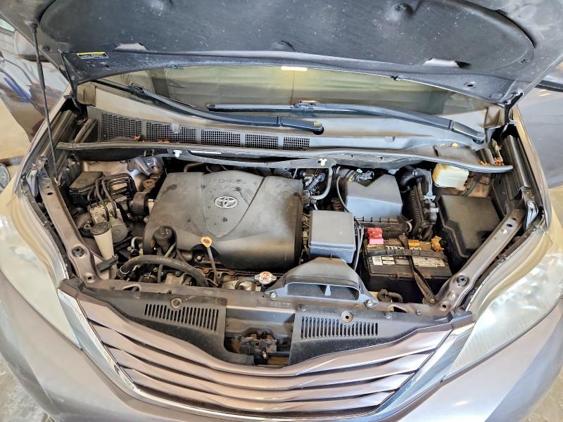 Продажа на аукционе авто 2017 Toyota Sienna, vin: 5TDKZ3DC5HS815193, номер лота: 65523016