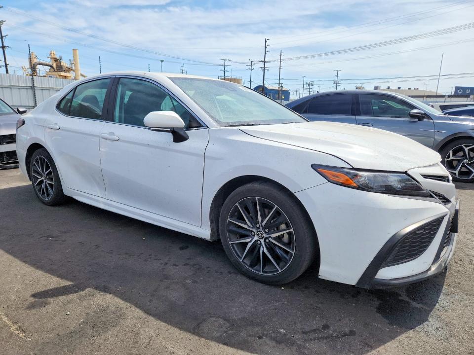 2023 Toyota Camry Hybrid მანქანა იყიდება აუქციონზე, vin: 4T1G31AK2PU601825, აუქციონის ნომერი: 66973866