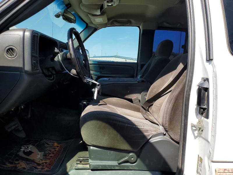 Продажа на аукционе авто 2005 Chevrolet Silverado, vin: 1GCEC19V25Z323390, номер лота: 64065976