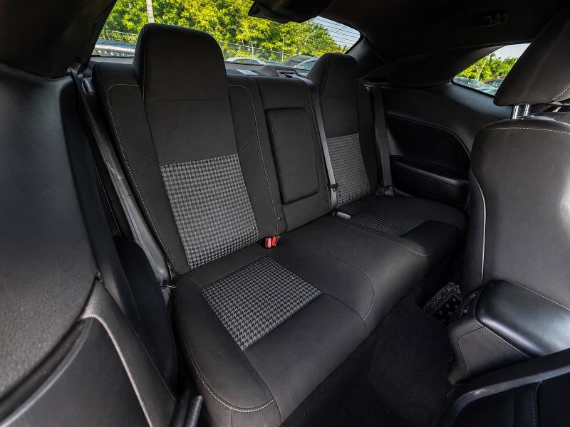 Продаж на аукціоні авто 2022 Dodge Challenger, vin: 2C3CDZJG0NH175180, номер лоту: 64616706