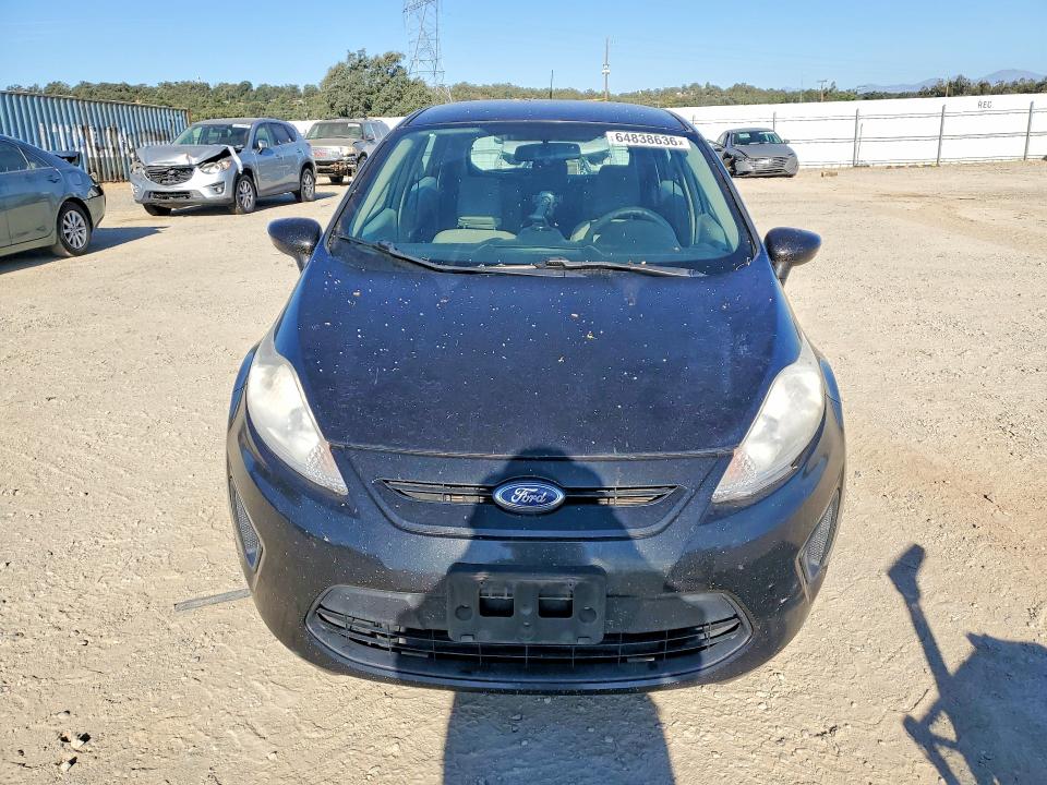 64838636 :رقم المزاد ، 3FADP4TJ8DM226580 vin ، 2013 Ford Fiesta مزاد بيع