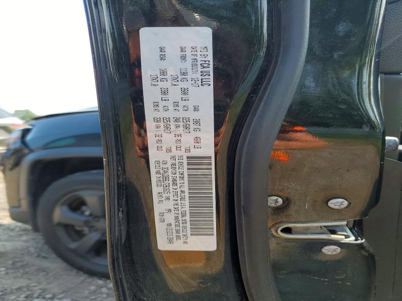 64748416 :رقم المزاد ، 3C4NJDBB6JT261615 vin ، 2018 Jeep Compass مزاد بيع