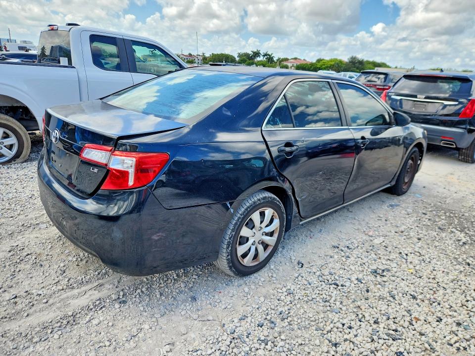 2014 Toyota Camry მანქანა იყიდება აუქციონზე, vin: 4T1BF1FK9EU770649, აუქციონის ნომერი: 64665256