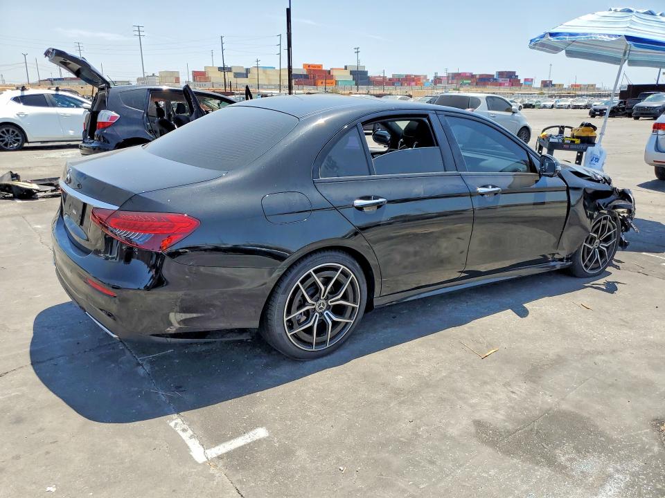 2022 Mercedes-benz E მანქანა იყიდება აუქციონზე, vin: W1KZF8DB1NB059141, აუქციონის ნომერი: 64617866