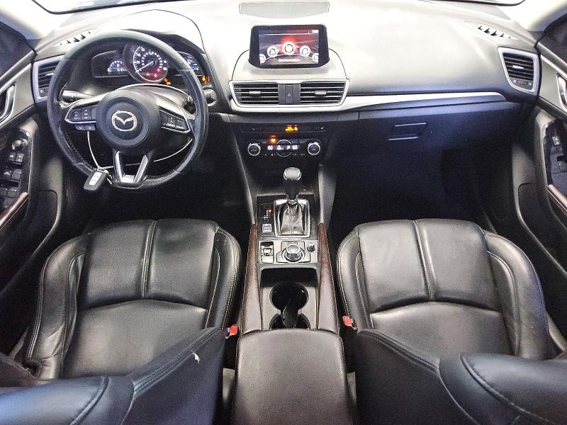 Продаж на аукціоні авто 2018 Mazda 3, vin: 3MZBN1L36JM210541, номер лоту: 64025326