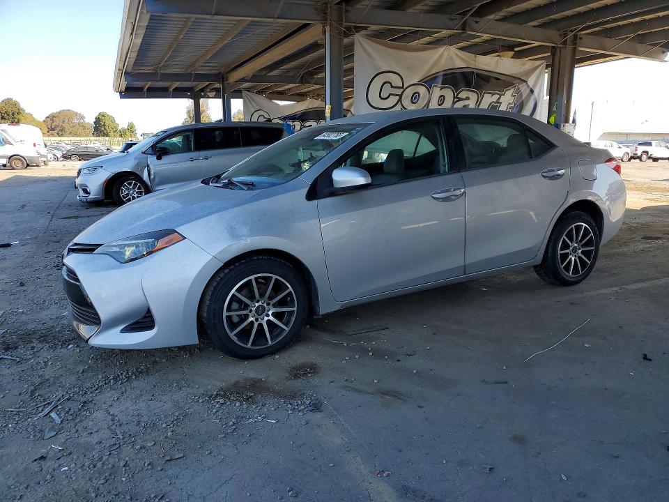 Aukcja sprzedaży 2018 Toyota Corolla, vin: 2T1BURHEXJC964081, numer aukcji: 64502766