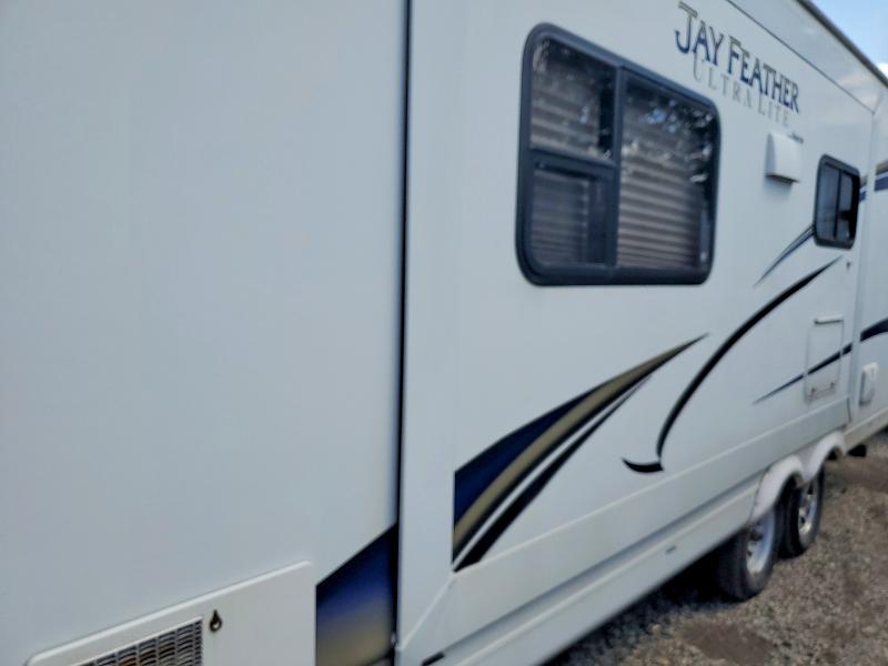 65861316 :رقم المزاد ، 1UJBJHBL6C1JJ0058 vin ، 2012 Jayco Jay Feather مزاد بيع