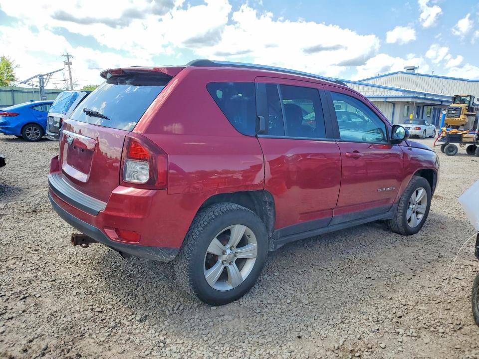 63614956 :رقم المزاد ، 1C4NJDBB4ED592351 vin ، 2014 Jeep Compass مزاد بيع