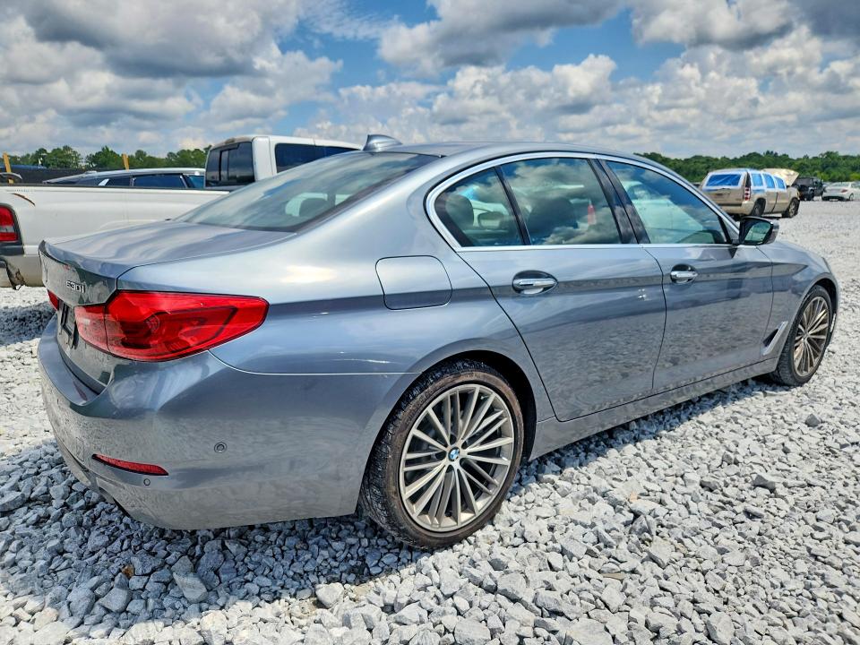 63913946 :رقم المزاد ، WBAJA5C30HG894389 vin ، 2017 Bmw 530 مزاد بيع