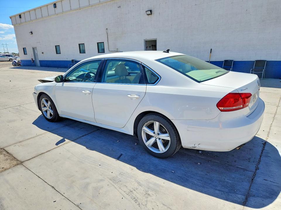Продажа на аукционе авто 2013 Volkswagen Passat, vin: 1VWBH7A31DC127005, номер лота: 65703396