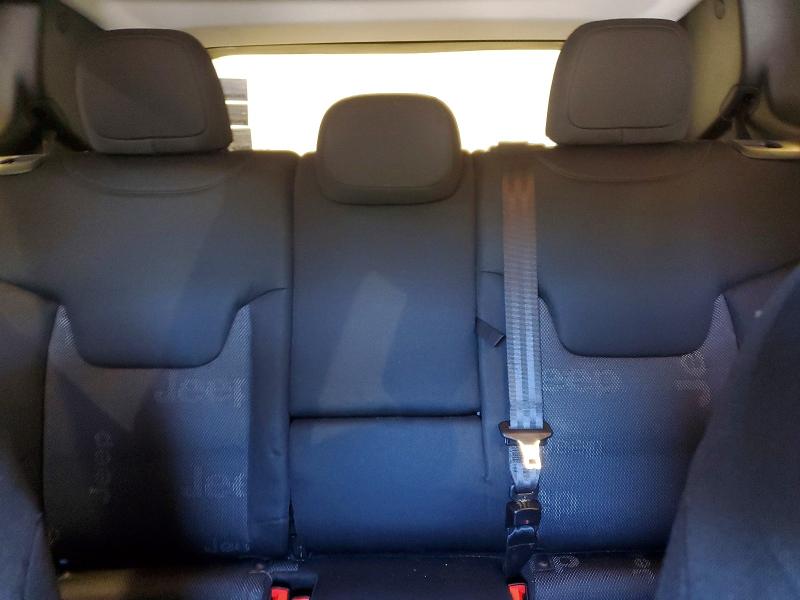 66431246 :رقم المزاد ، ZACCJBBT5FPB98526 vin ، 2015 Jeep Renegade مزاد بيع