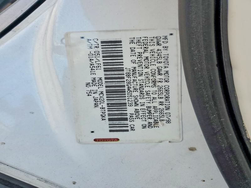 1998 Lexus Es მანქანა იყიდება აუქციონზე, vin: JT8BF28G4W5051239, აუქციონის ნომერი: 63331986