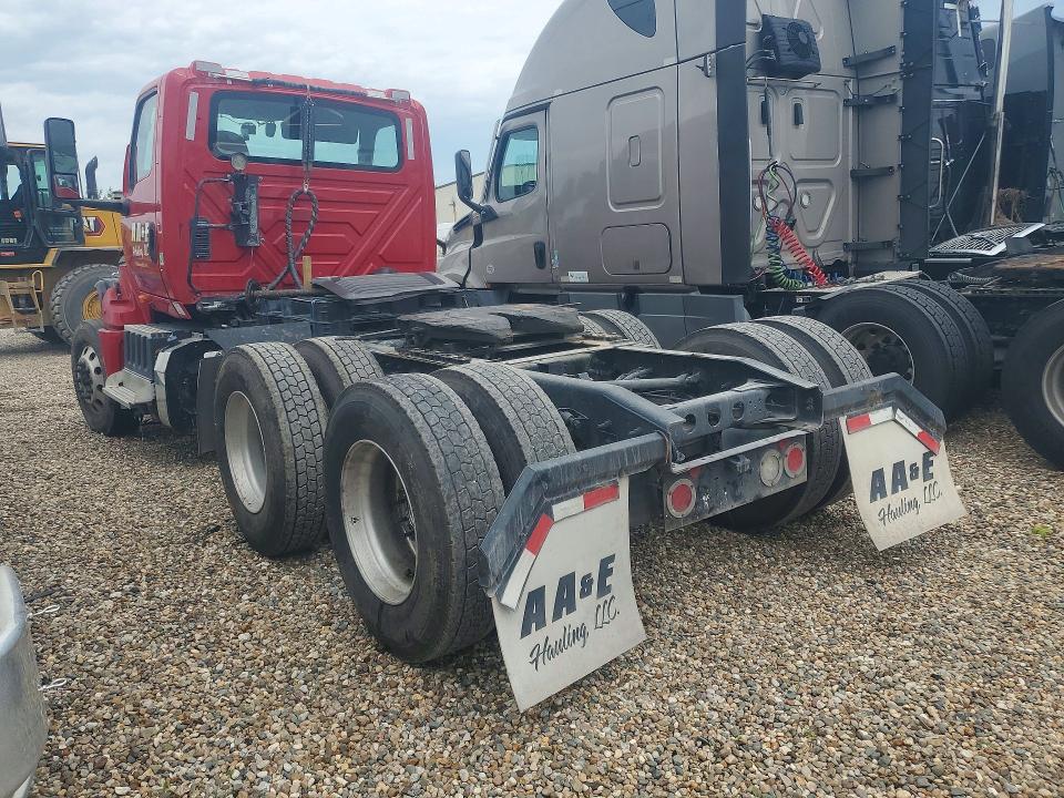 Продаж на аукціоні авто 2018 International Lt625, vin: 3HSDZAPR0JN630571, номер лоту: 65105826