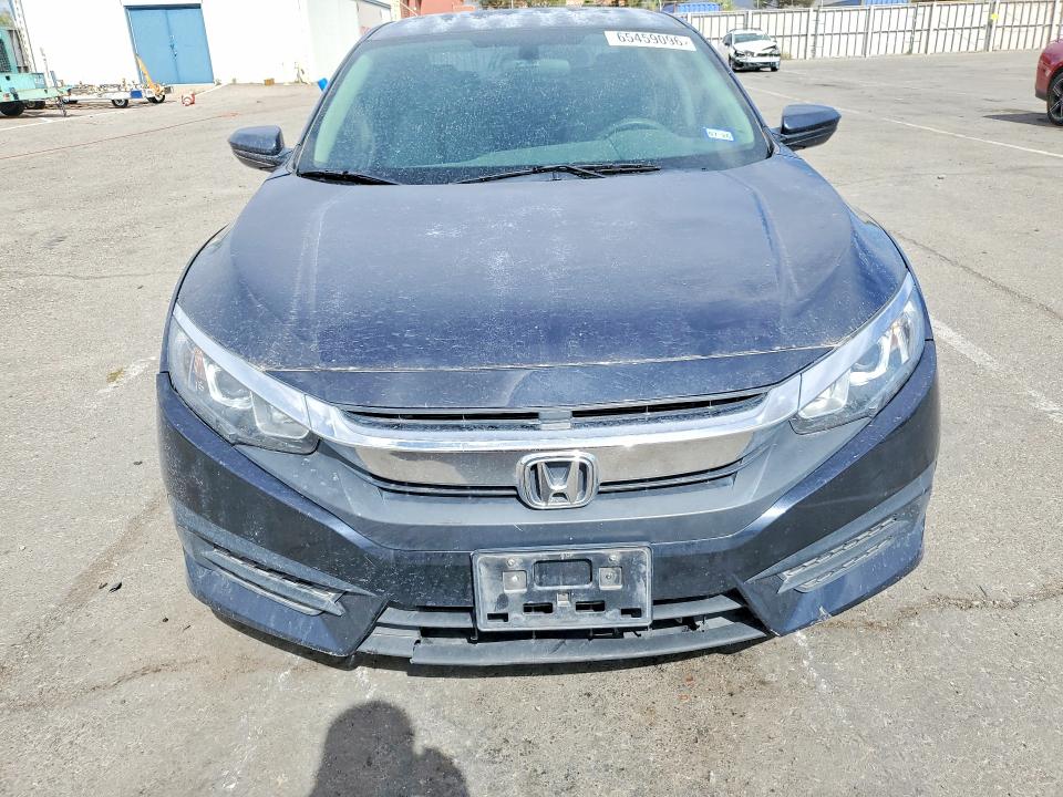 65459096 :رقم المزاد ، 2HGFC2F52JH569690 vin ، 2018 Honda Civic مزاد بيع