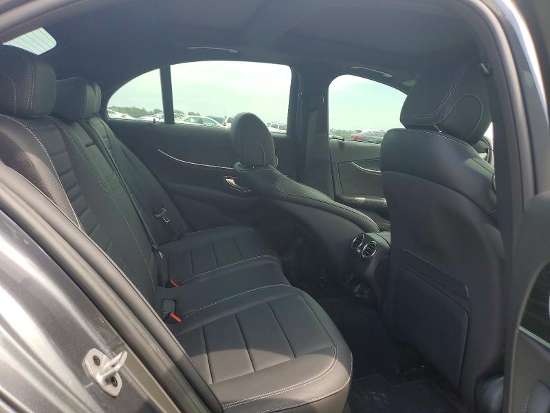 66631796 :رقم المزاد ، W1KZF5KB0MA999405 vin ، 2021 Mercedes-benz E مزاد بيع