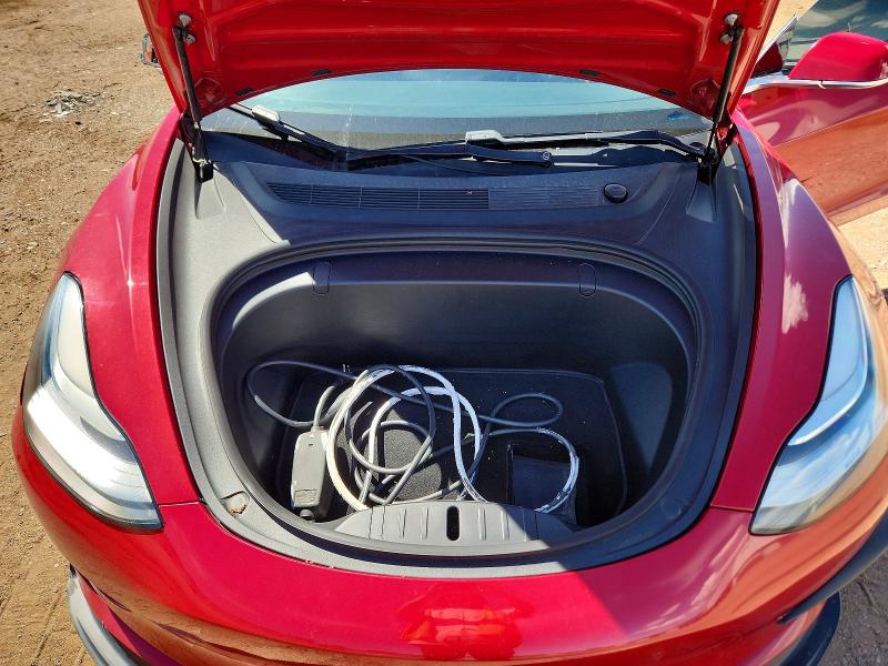 66426926 :رقم المزاد ، 5YJ3E1EB7JF133484 vin ، 2018 Tesla Model 3 مزاد بيع