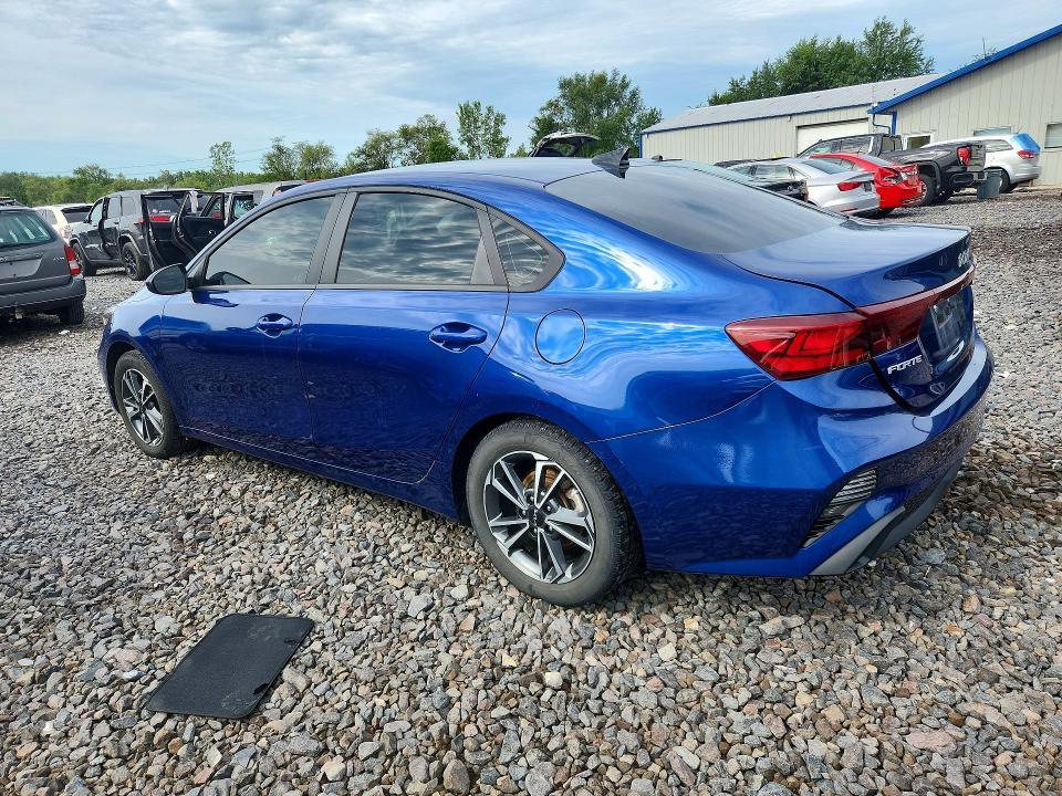 65605266 :رقم المزاد ، 3KPF24AD3NE437146 vin ، 2022 Kia Forte مزاد بيع
