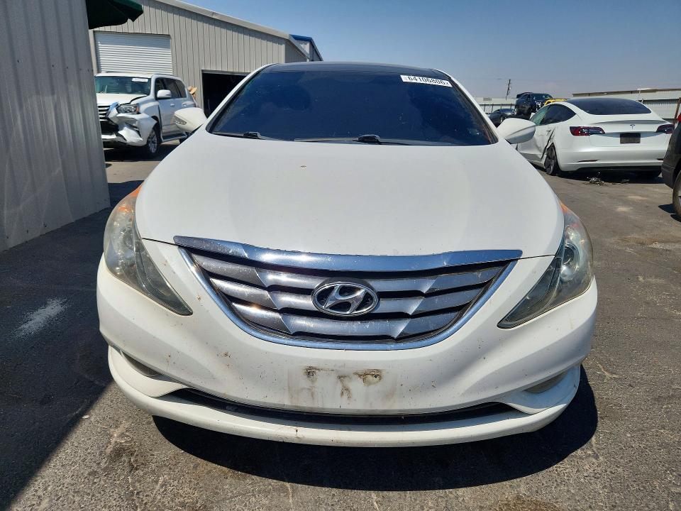 64106806 :رقم المزاد ، 5NPEC4ACXCH368271 vin ، 2012 Hyundai Sonata مزاد بيع