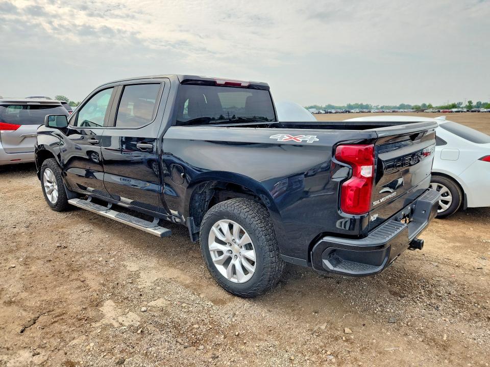 63502886 :رقم المزاد ، 3GCUYBEF8MG143203 vin ، 2021 Chevrolet Silverado مزاد بيع