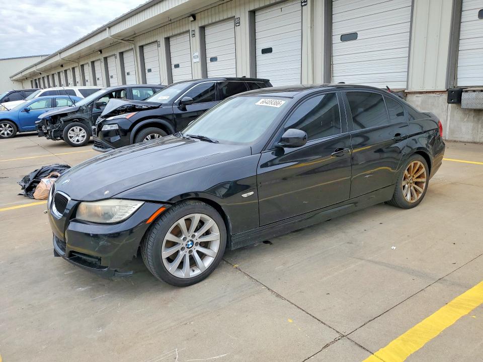 66489366 :رقم المزاد ، WBAPH7C50BE680654 vin ، 2011 Bmw 328 مزاد بيع